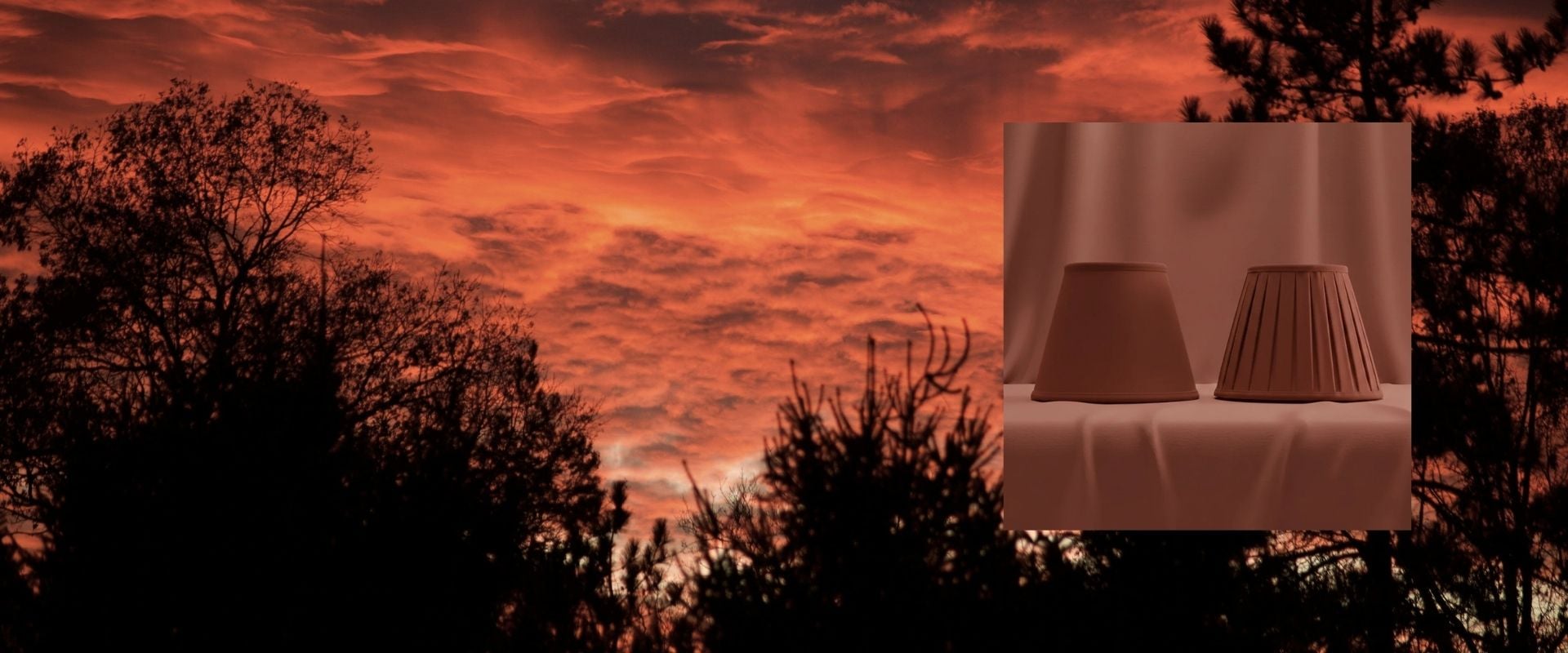 Warmte — Geïnspireerd door zonsondergangen vult deze rode lampenkap uw huis met een warme, zachte gloed en nodig uit tot ontspanning.