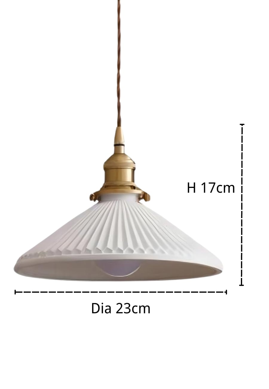 D : Dia 23 cm x H 17 cm / ∅ 9,1" x H 6,7"