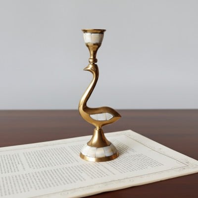 Ossik Veld Vintage Scandinavische Kandelaar - Schelpen en Koeienbotten voor een artistiek accent in huis HL2523 — € 61,00