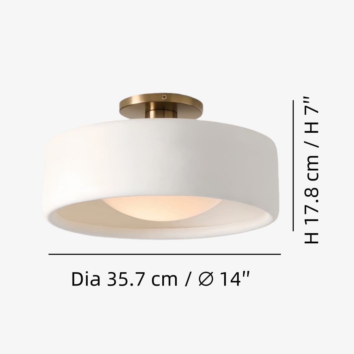 Diameter 35,7 cm × H 17,8 cm / ∅ 14″ × H 7″