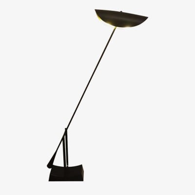Nordic Creative Inclined Metalen Vloerlamp HL823 — € 713,00