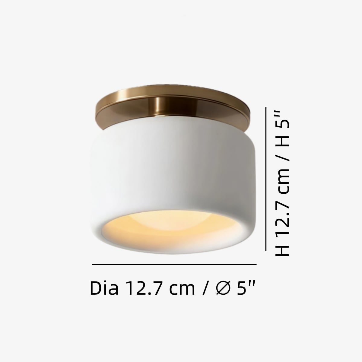 Diameter 12,7 cm × H 12,7 cm / ∅ 5″ × H 5″
