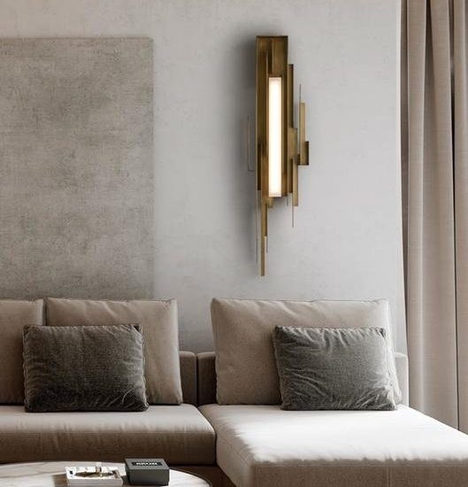 Metal Sculpted Sconce