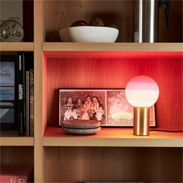 lámpara de mesa LED con luz regulable