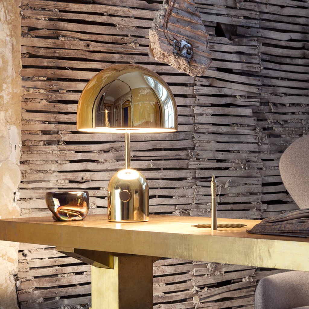 Réplica de lámpara de mesa con forma de campana