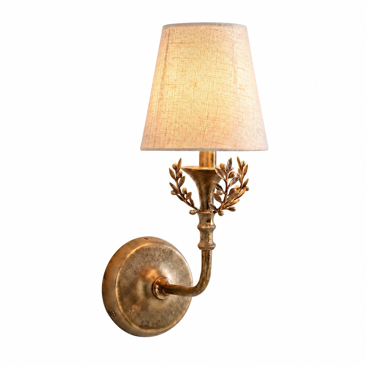 Sylvan Traditional Botanical Brass-Tone Fabric Shade Wall Sconce