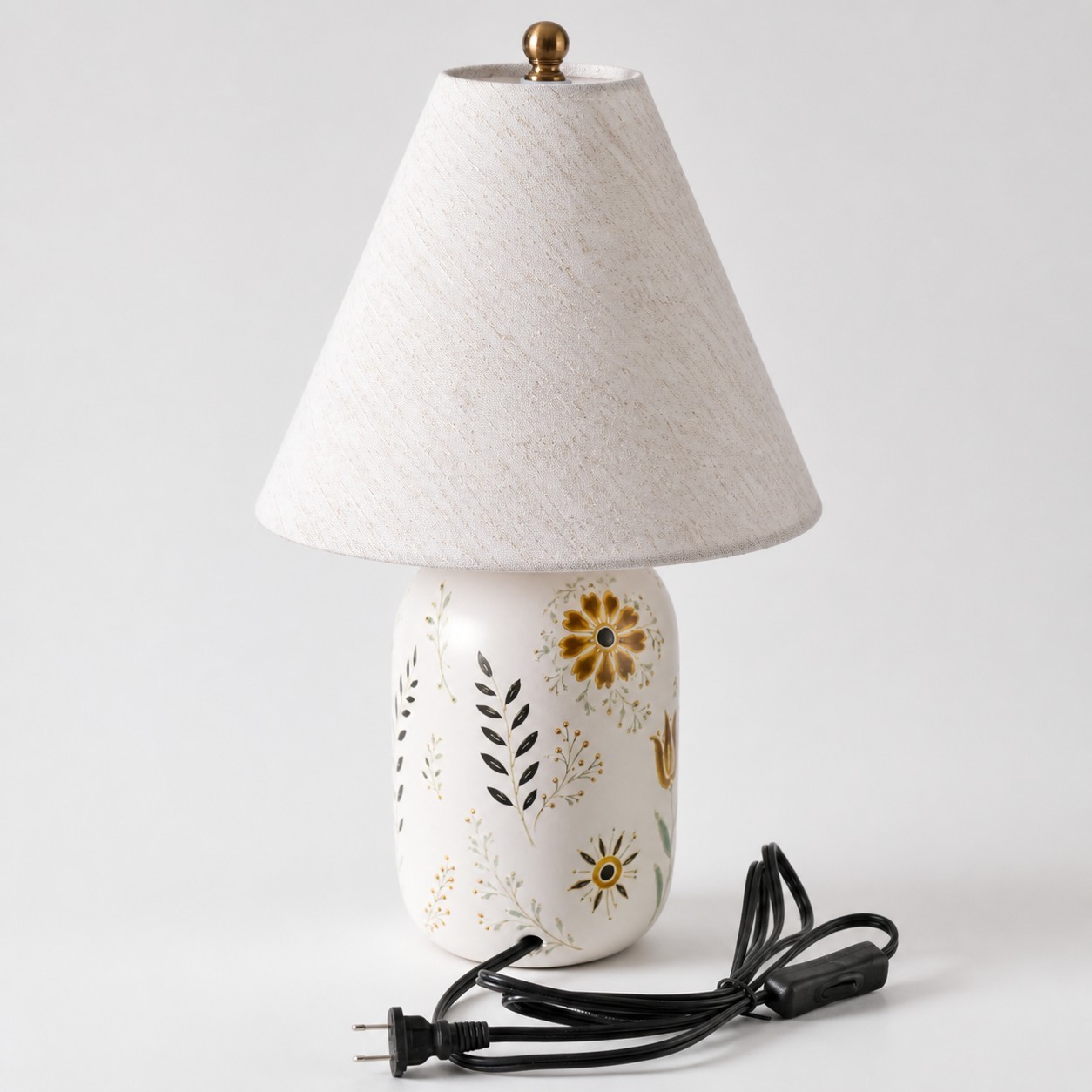 Thalira Vintage Ceramic Linen Table Lamp