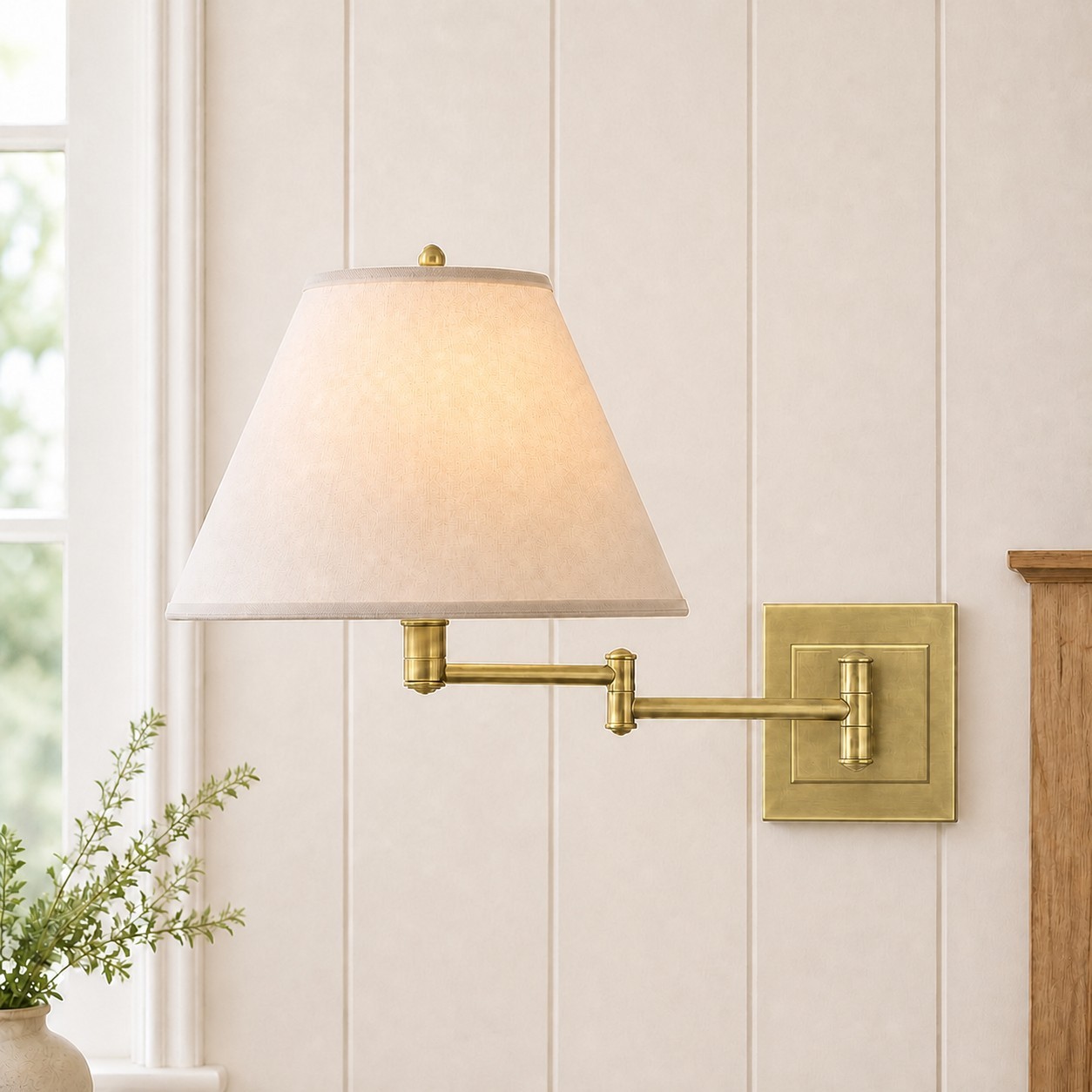 Ozona Metal Swing Arm Wall Lamp