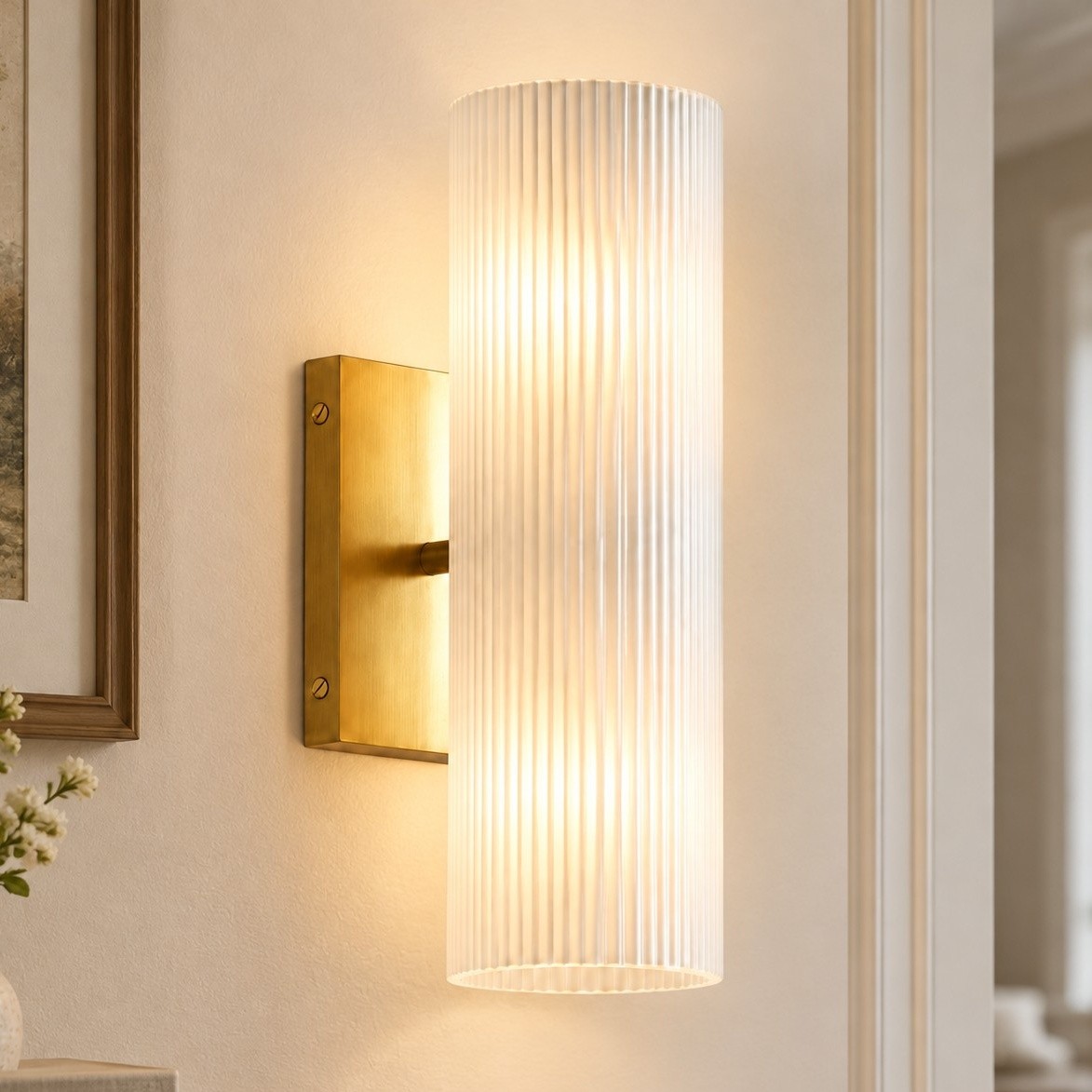 Yorix Modern Vertical Cylinder Tube Metal Finish Wall Light
