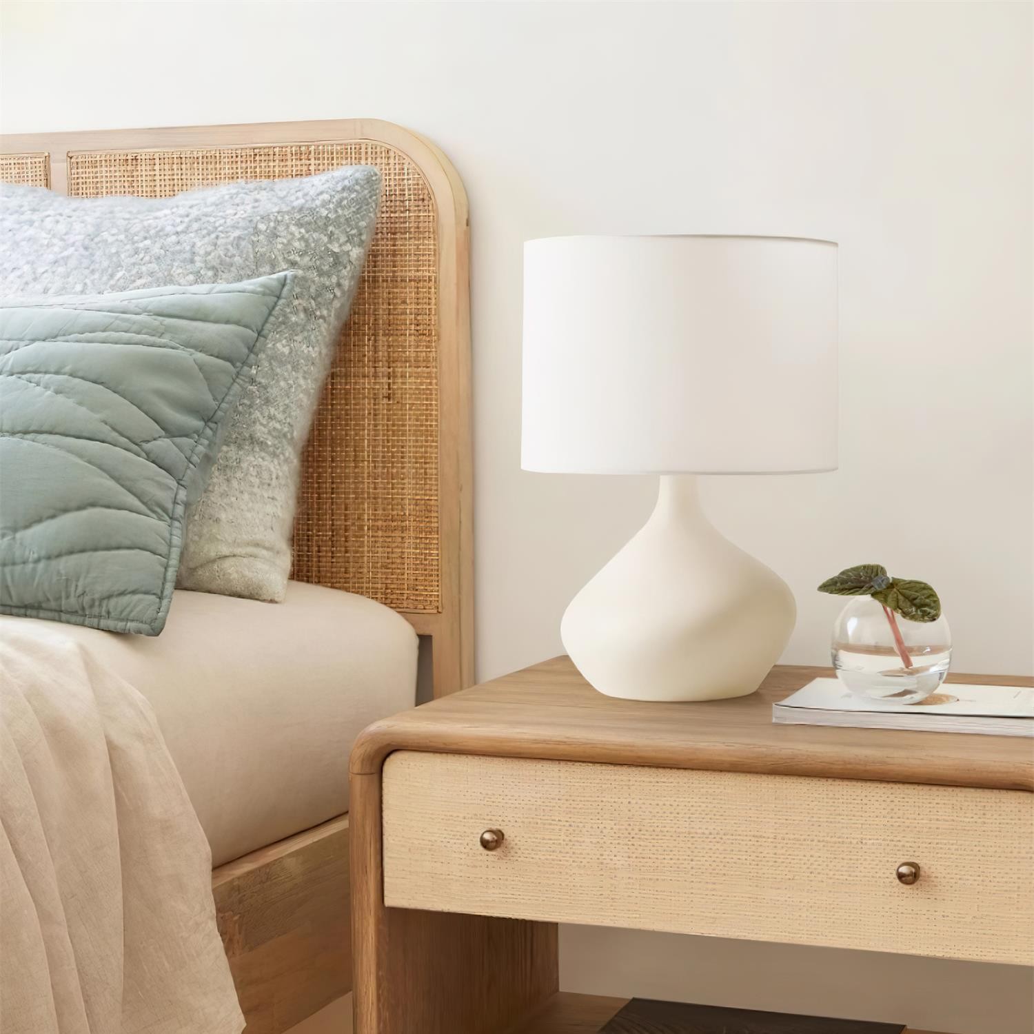 Daphne Vintage Ceramic Linen Shade Table Lamp