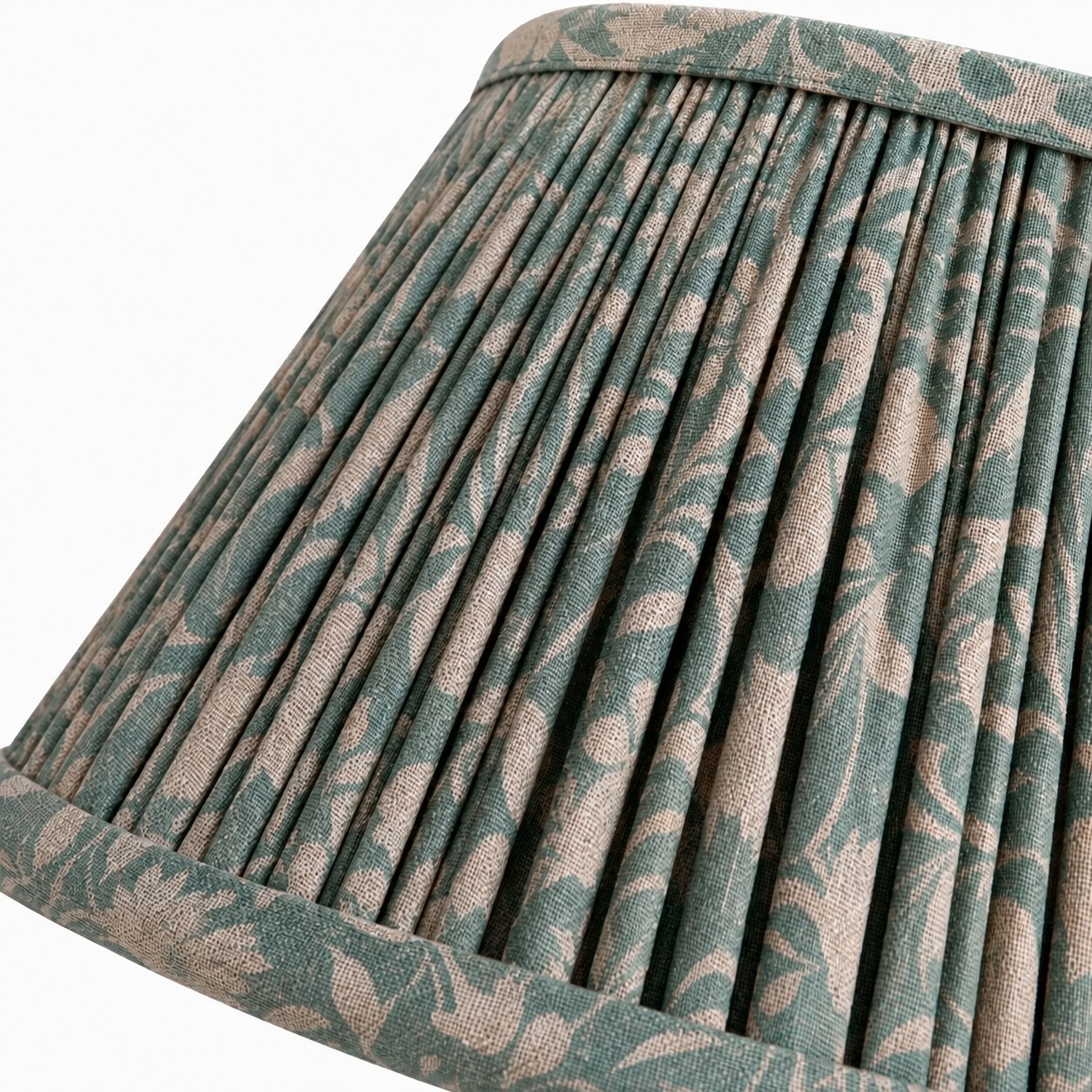 Rosalies French Country Pleated Floral Linen Table Light