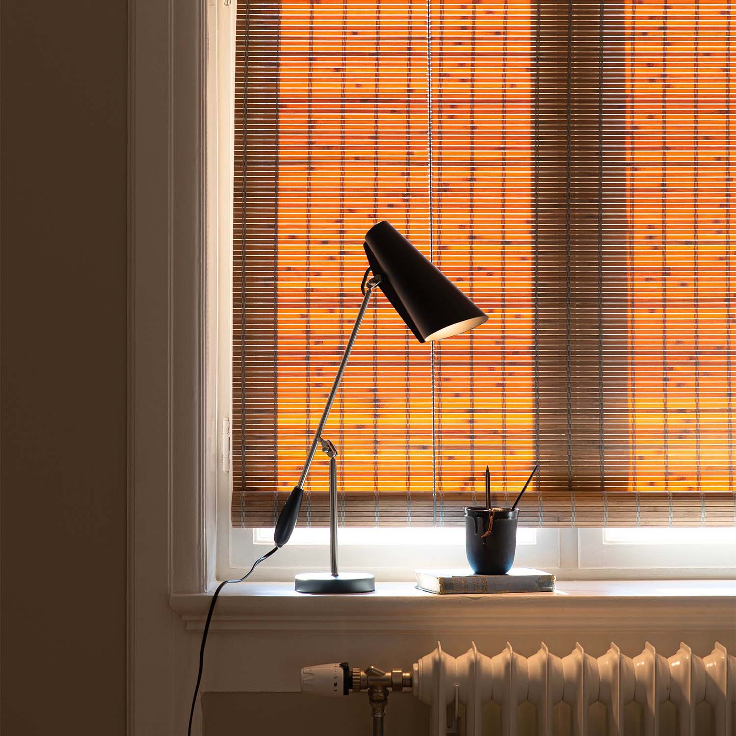 Aanya Minimalist Birdy table lamp