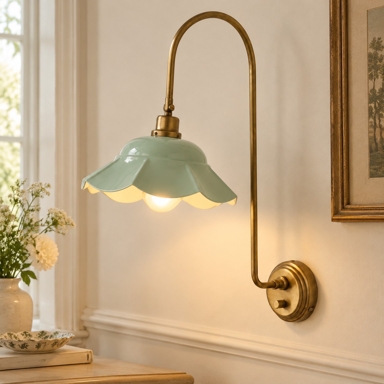 Enzo Elegant Vintage Bloom Metal Wall Sconce