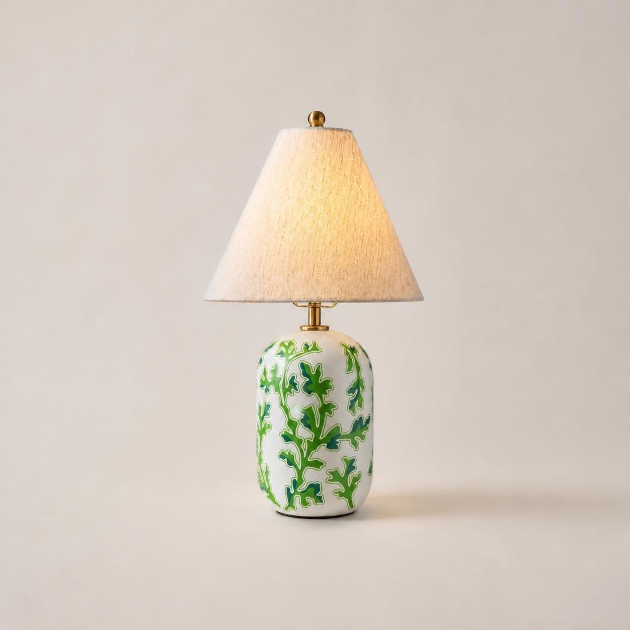 Thalira Vintage Ceramic Linen Table Lamp