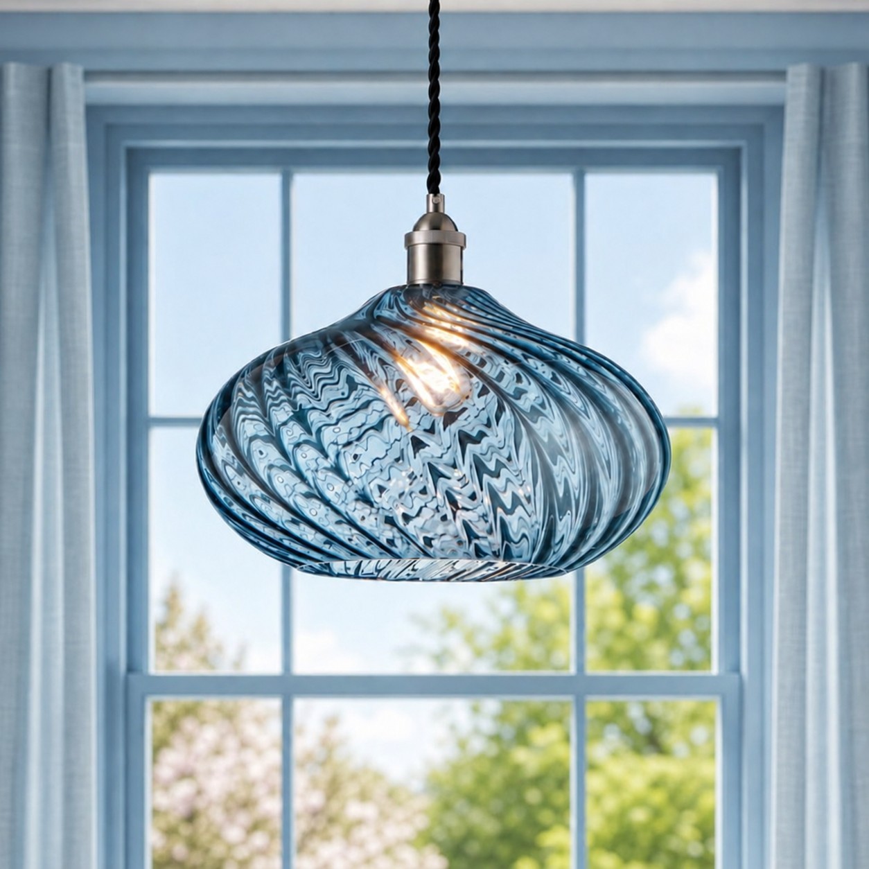 Lunaris Modern Globe Glass Pendant Light