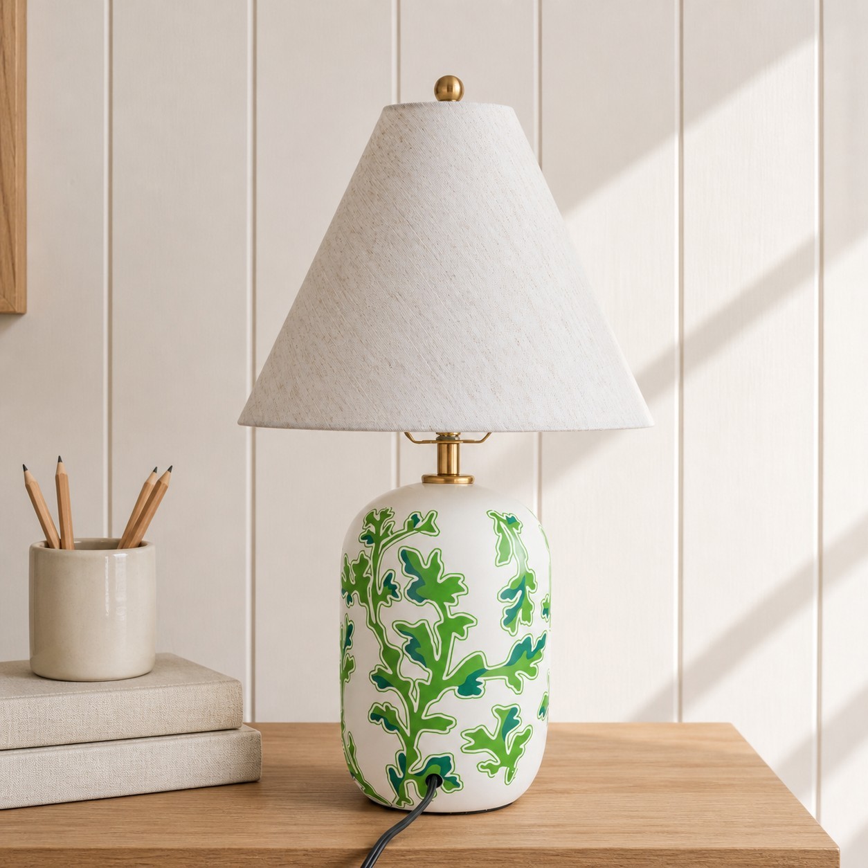 Thalira Vintage Ceramic Linen Table Lamp