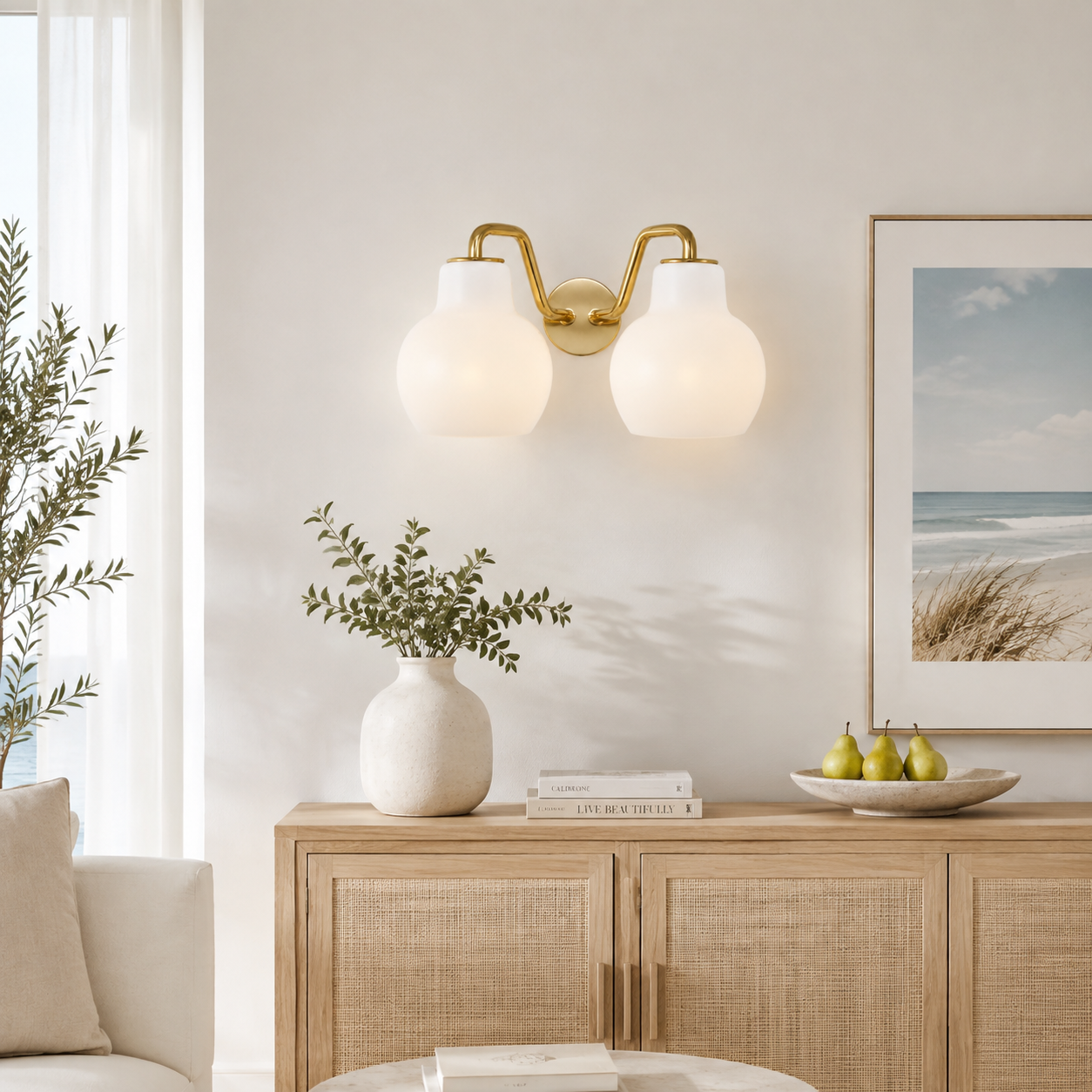 Aryahi Nordic Curved Brass Glass Wall Sconce