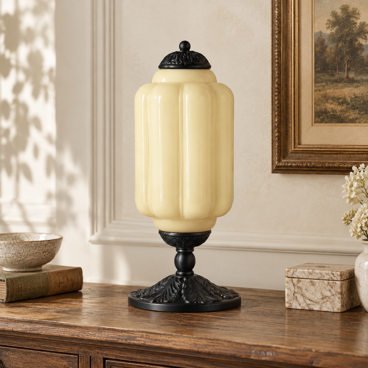 Nexos French Retro Cream Glass Textured Eloise Table Lamp