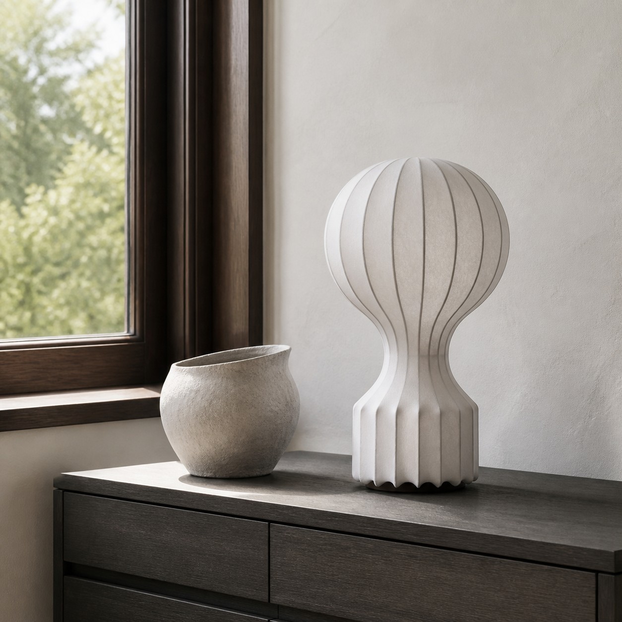 Tiago Wabi Sabi White Round Table Lamp