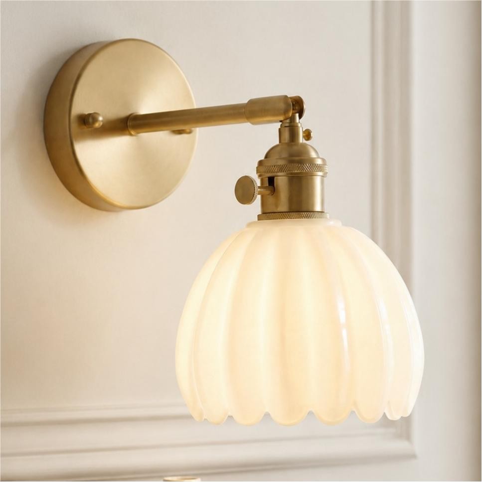 Elara Vintage Glass Tulip Sconce