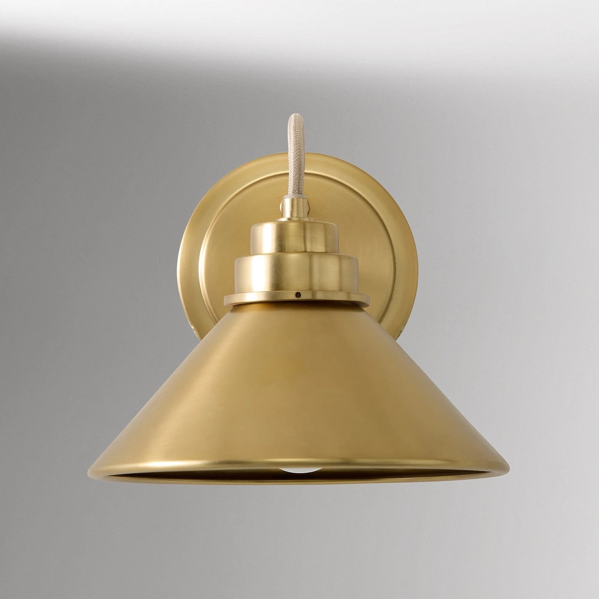 Kalevipoeg Modern Farmhouse Cone Shade Wall Sconce