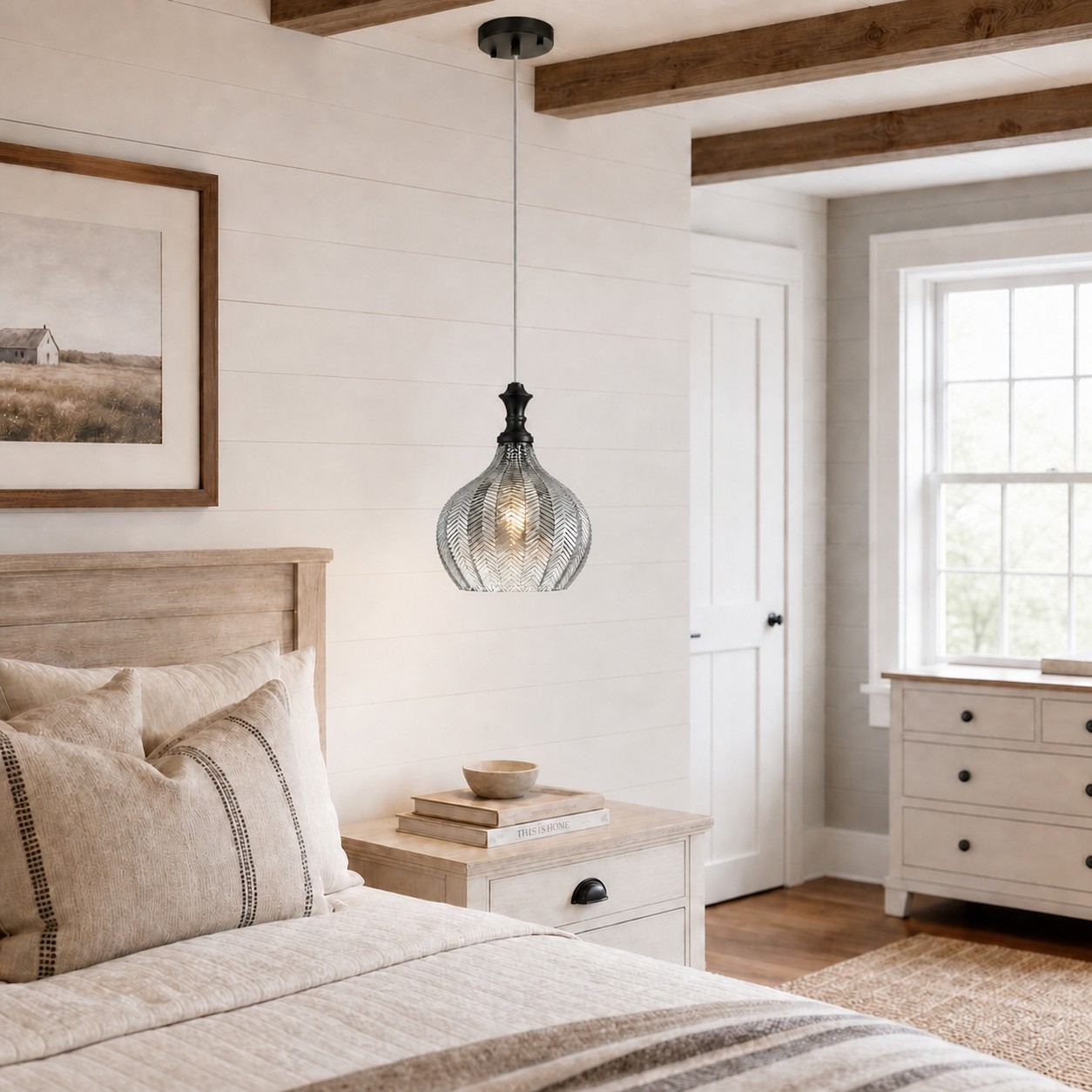 Nyxara Mid-Century Mini Glass Pendant light
