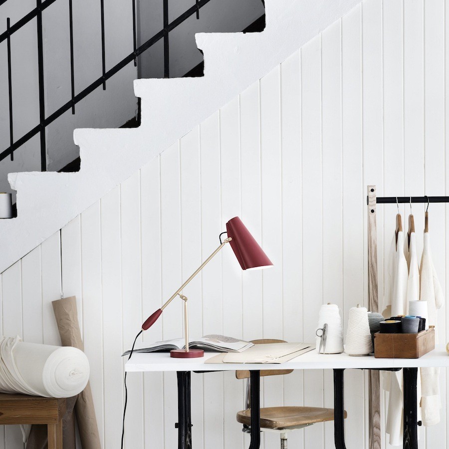 Aanya Minimalist Birdy table lamp