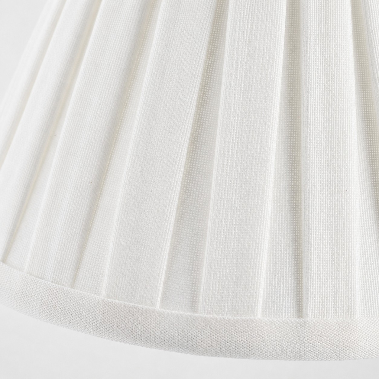Bailey Vintage Linen Pleated Shade Table Lamp