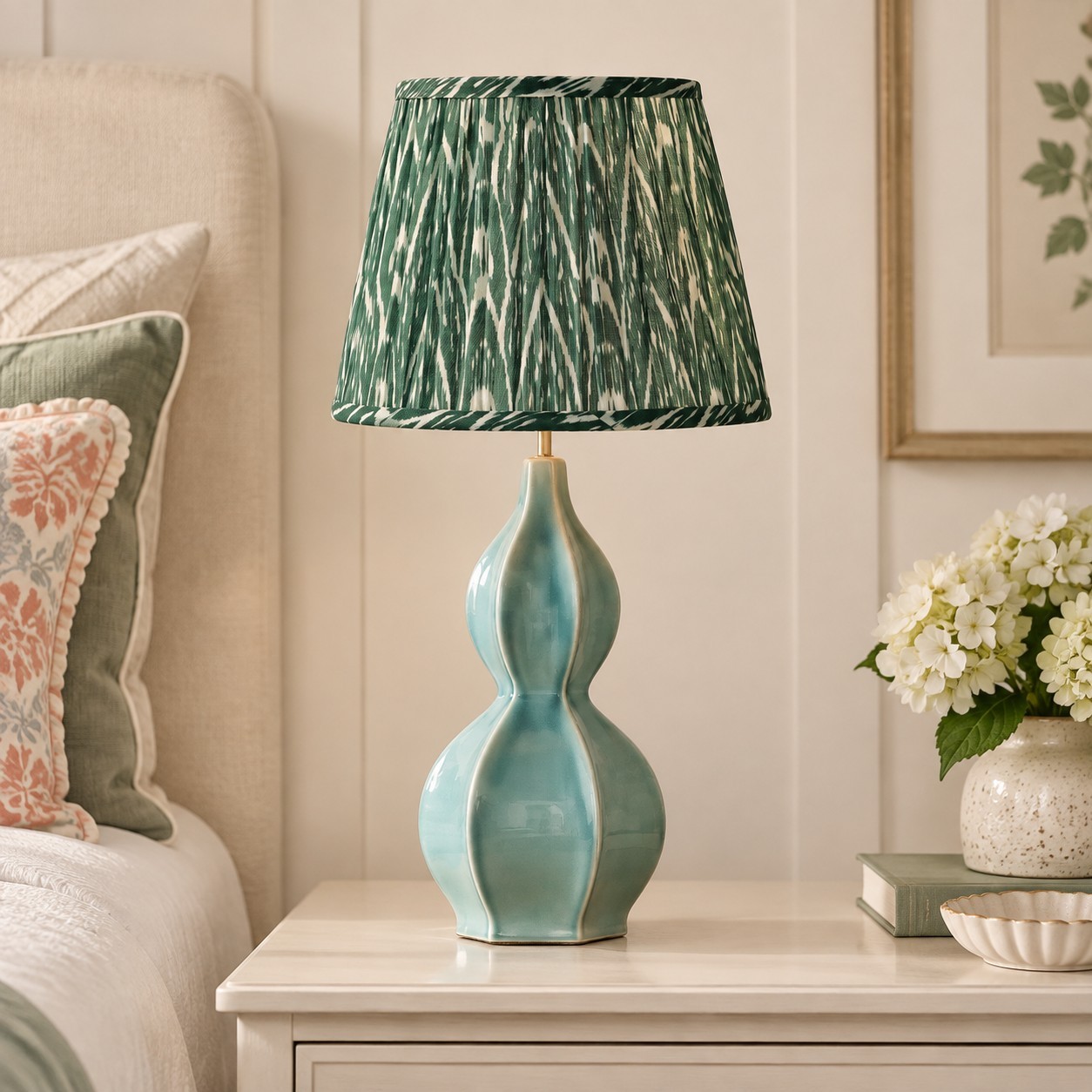 Cresenda Bohemian Fabric Ceramic Gourd Table Lamp
