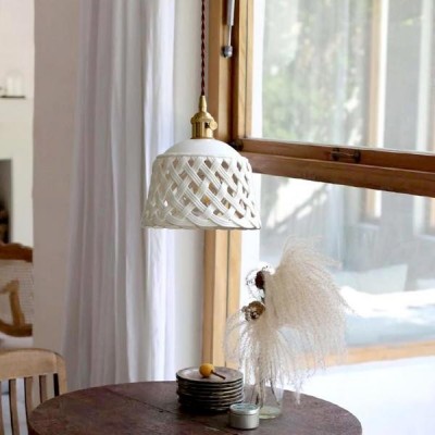 Openwork ceramic lamp 2