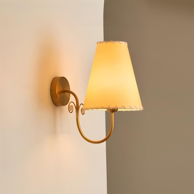 Gentle Bend Wall Lamp D333