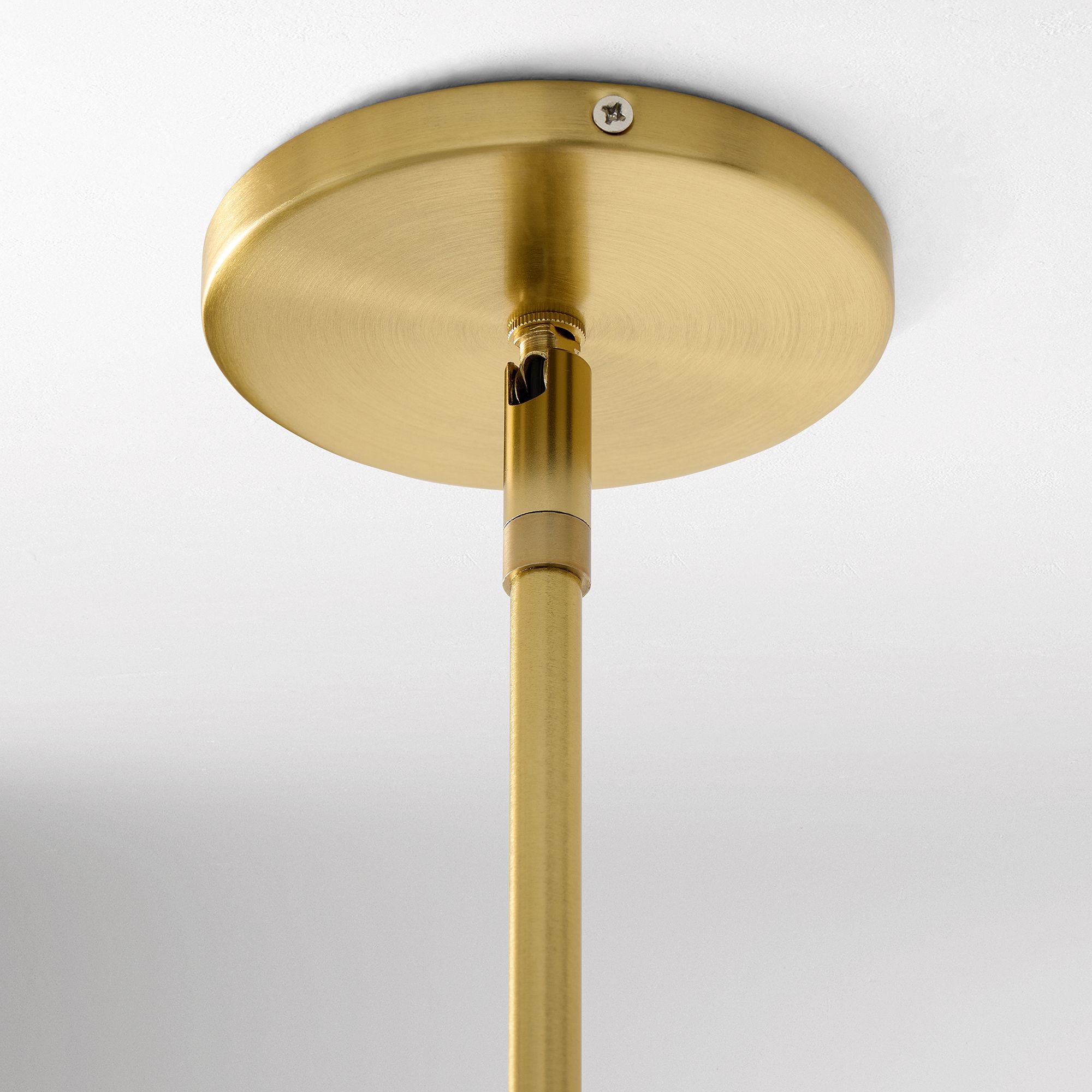 Gentle golden metal base