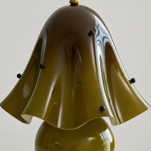 Ruffled Bell-Shaped Glass Lampshade