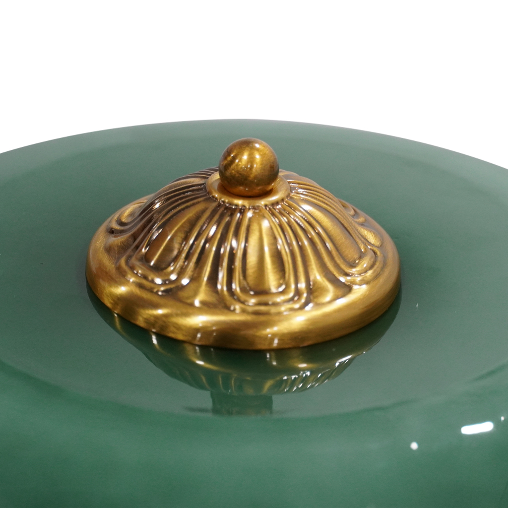 Exquisite oiled bronze finish decor