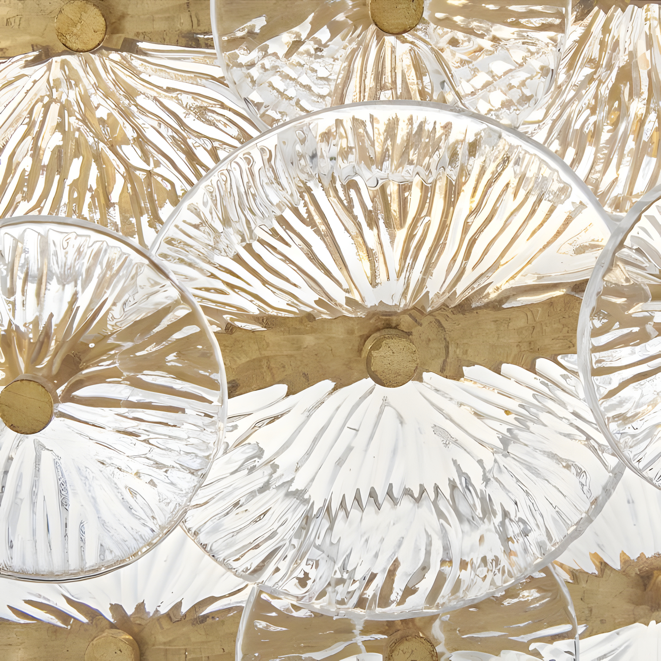 Exquisite glass pattern