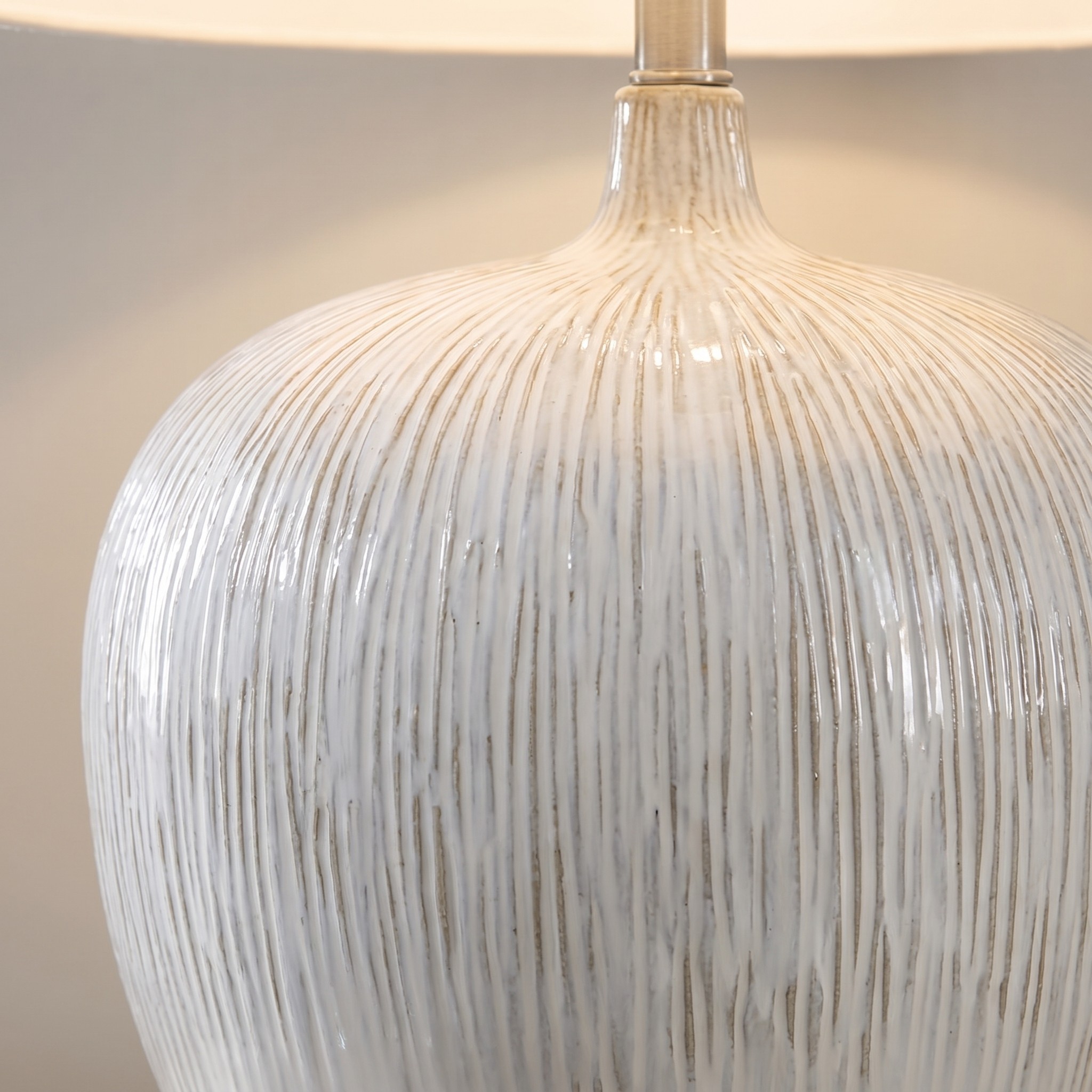 Vintage textured finish