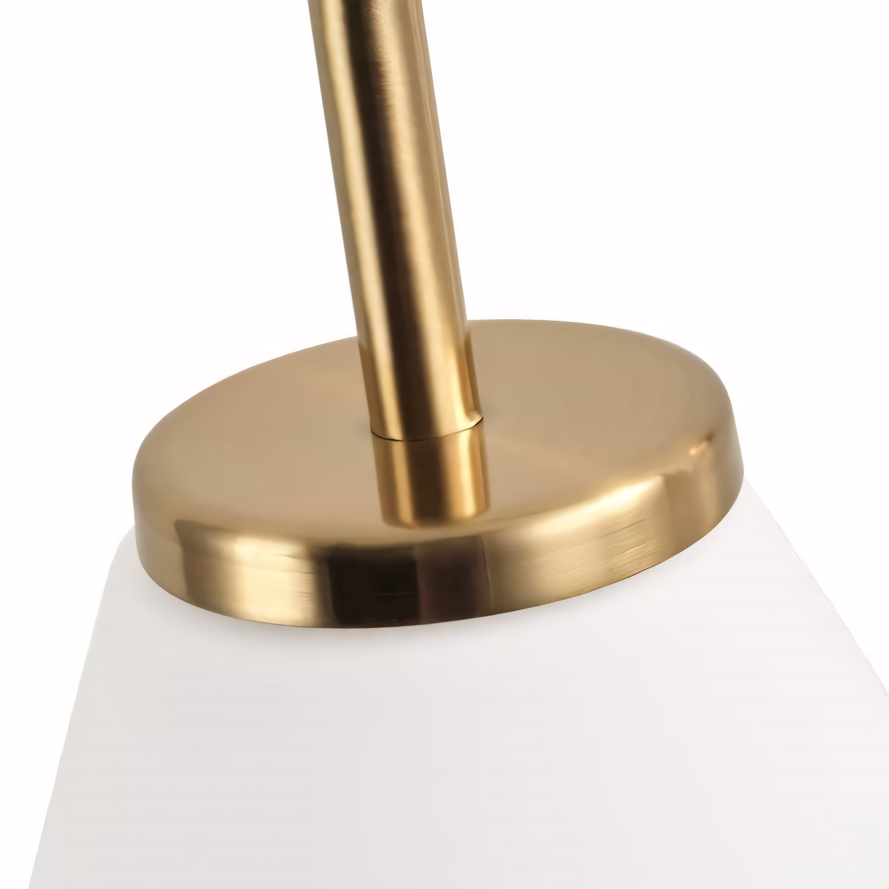 Smooth joints and white glass shade