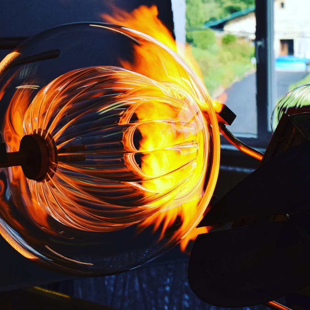 Artificially blown glass lampshade
