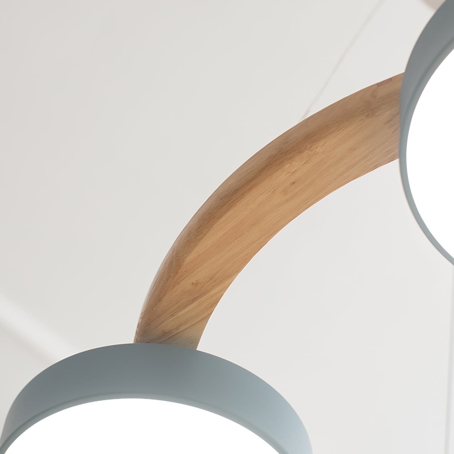 Wooden ring frame