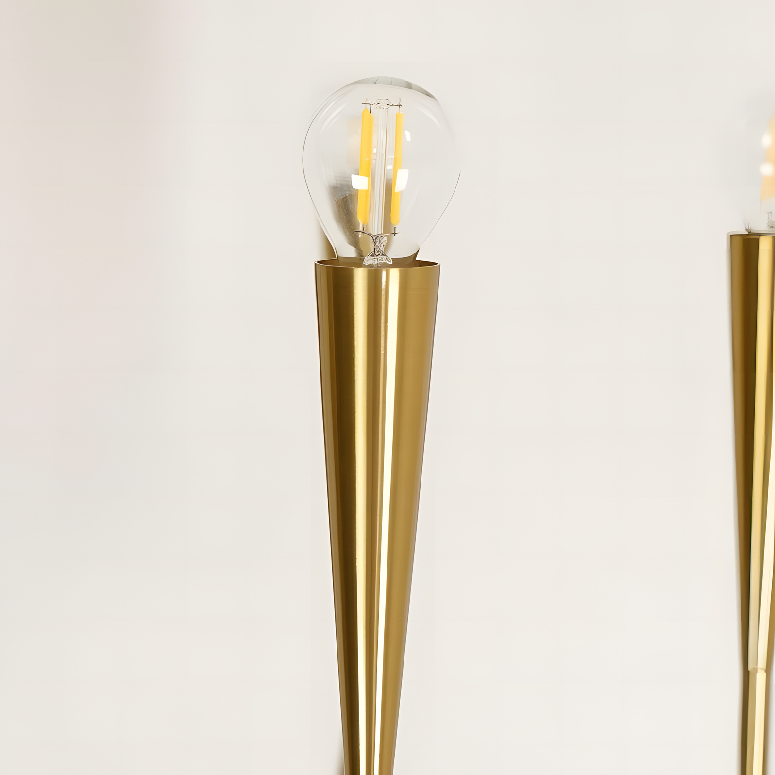 E14 bulb base