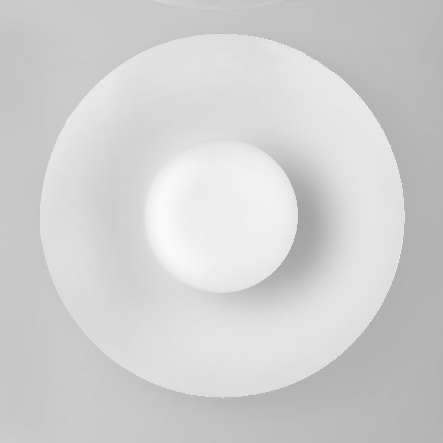 White spherical diffuser