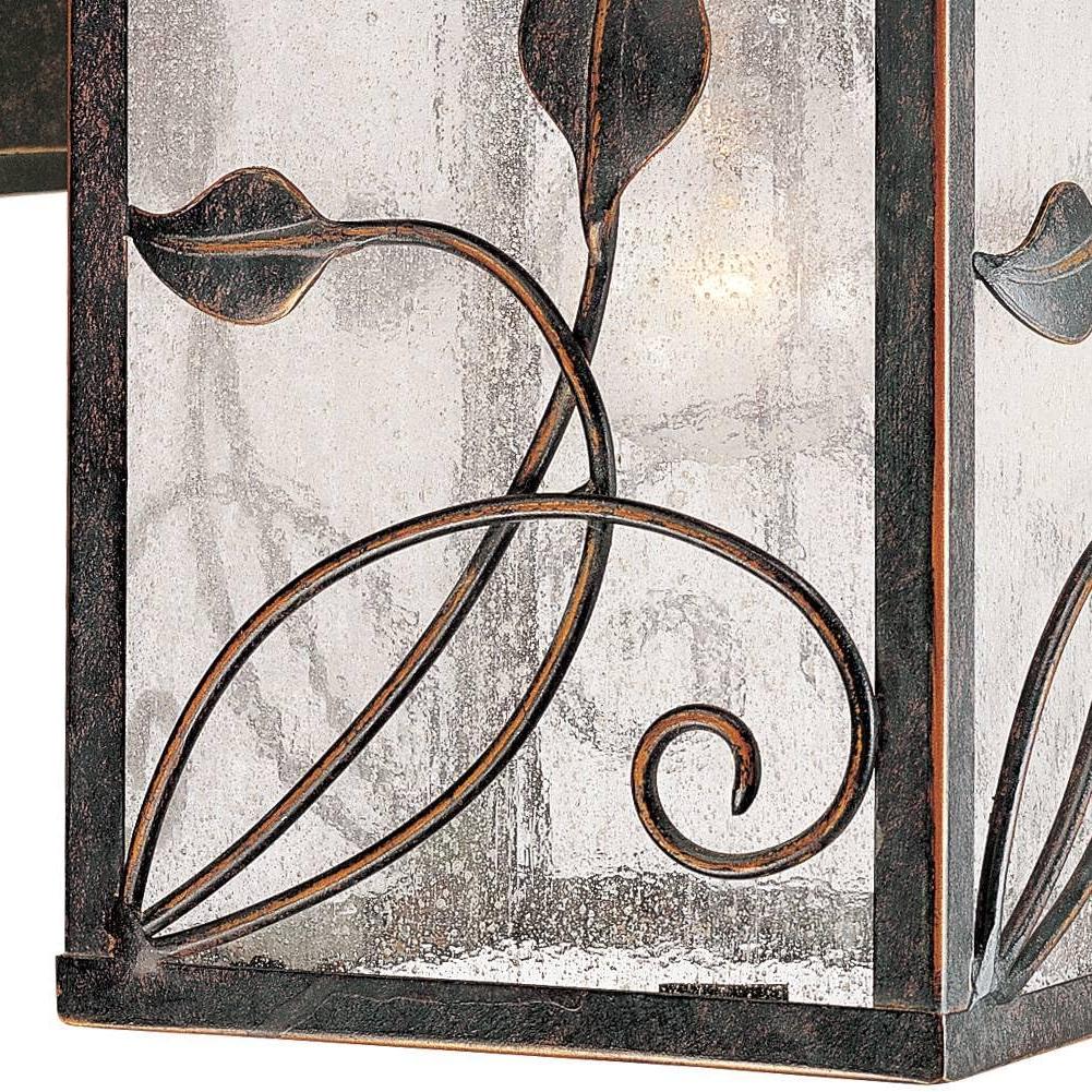 Delicate leaf decoration