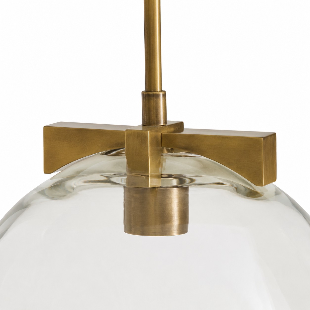 High light transmittance glass lampshade