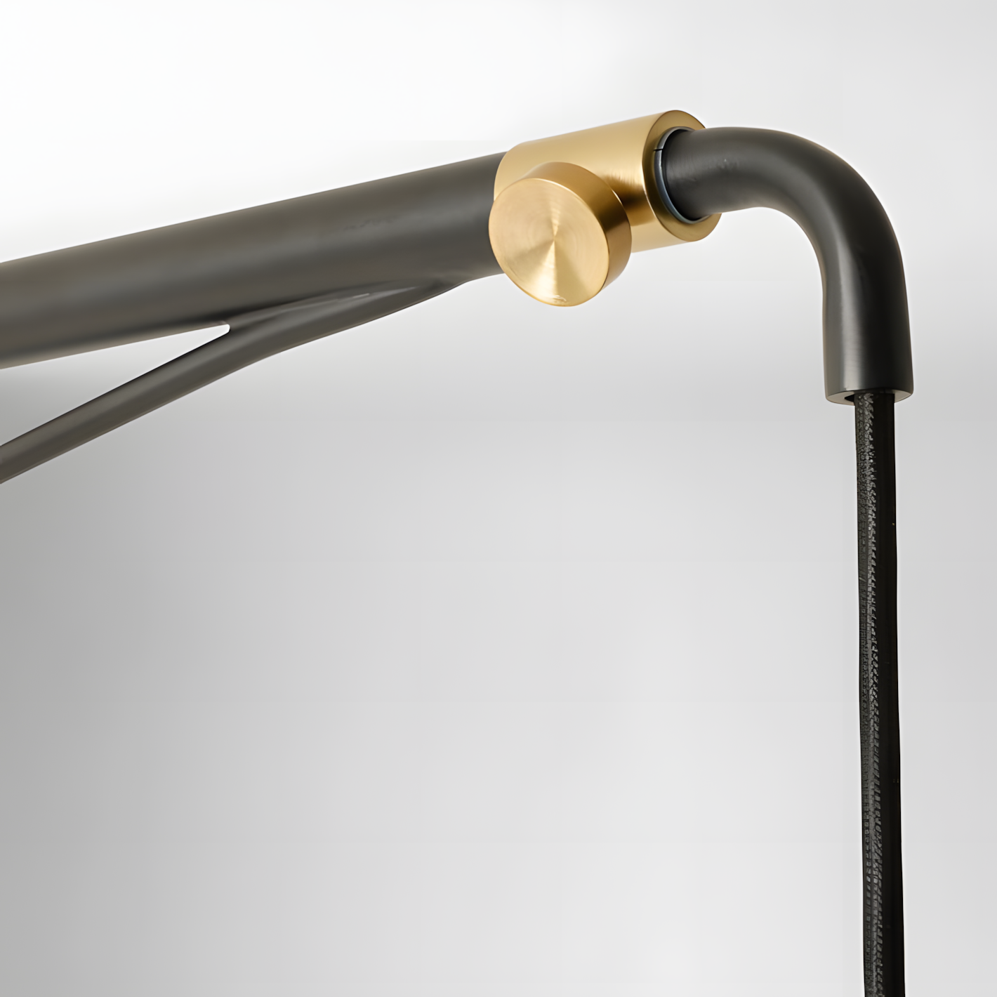 Retractable light pole