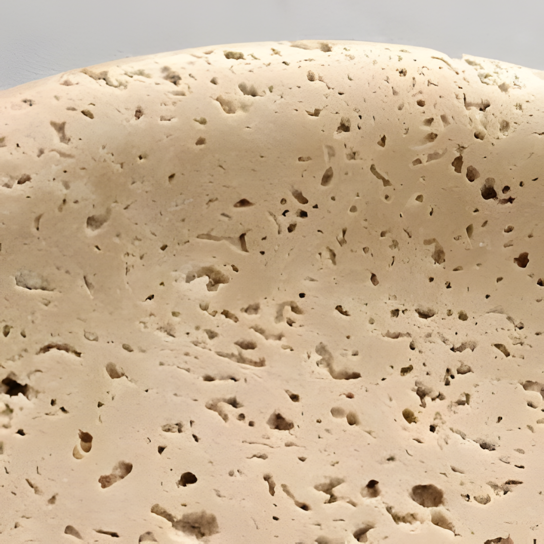 High-quality travertine material