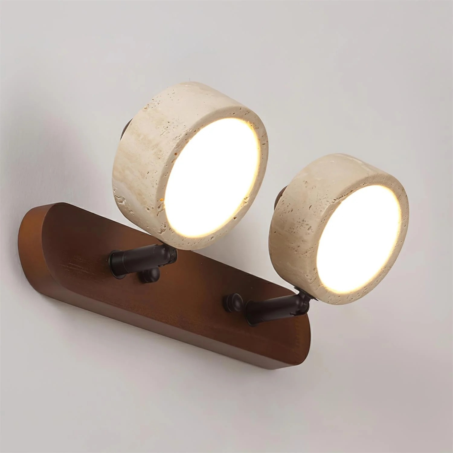 Adjustable heads