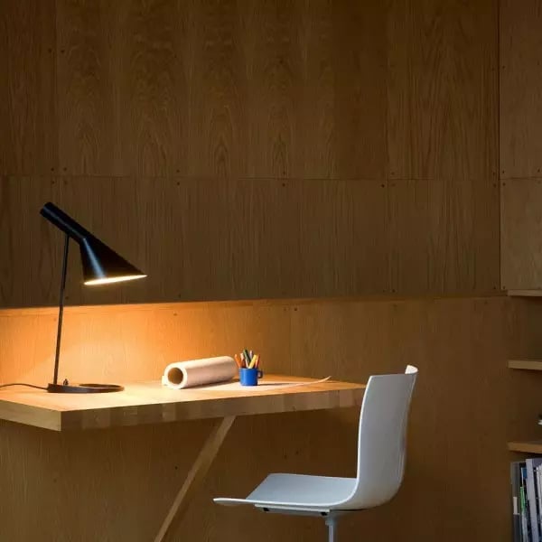 classic Metal Table Lamp