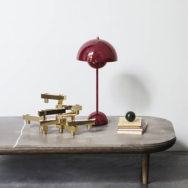 9.Flowerpot Table Lamp