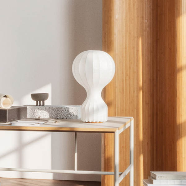 10.Gatto Table Lamp