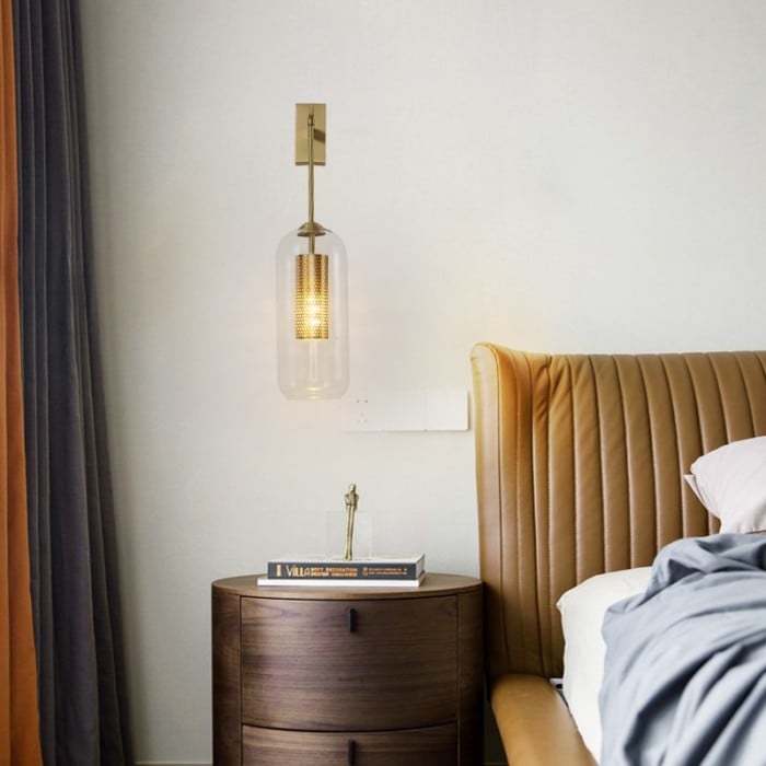 >>Vadim Wall Lamp